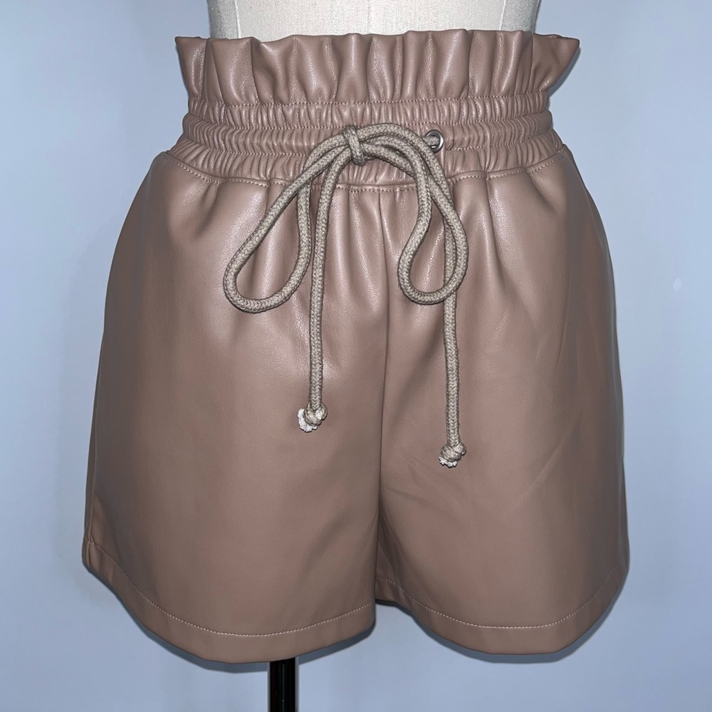 OLIVACEOUS High Waist Paper Bag Faux Vegan Leather Shorts Small NWOT Dusty Rose